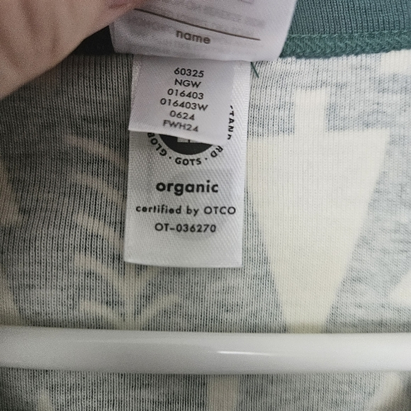 Hanna Anderson Green and Cream Tree Pajama Set Size S - Picture 5 of 9